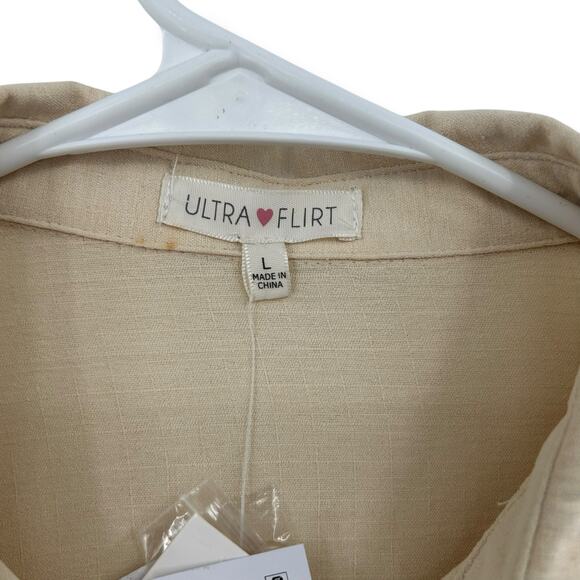NEW Ultra Flirt Button Up Shirt in Beige Size Large Career Work Wear Blouse Tan - Picture 4 of 6